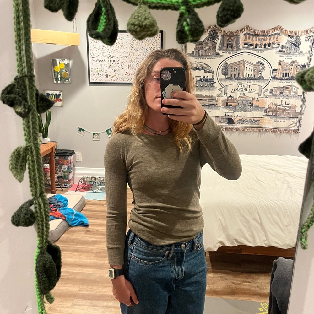 Vince Khaki Long Sleeve Women's Top